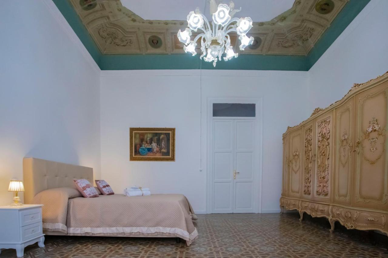 Terre D'Oro, Appartamento Di Lusso In Centro Citta Palermo Exterior photo